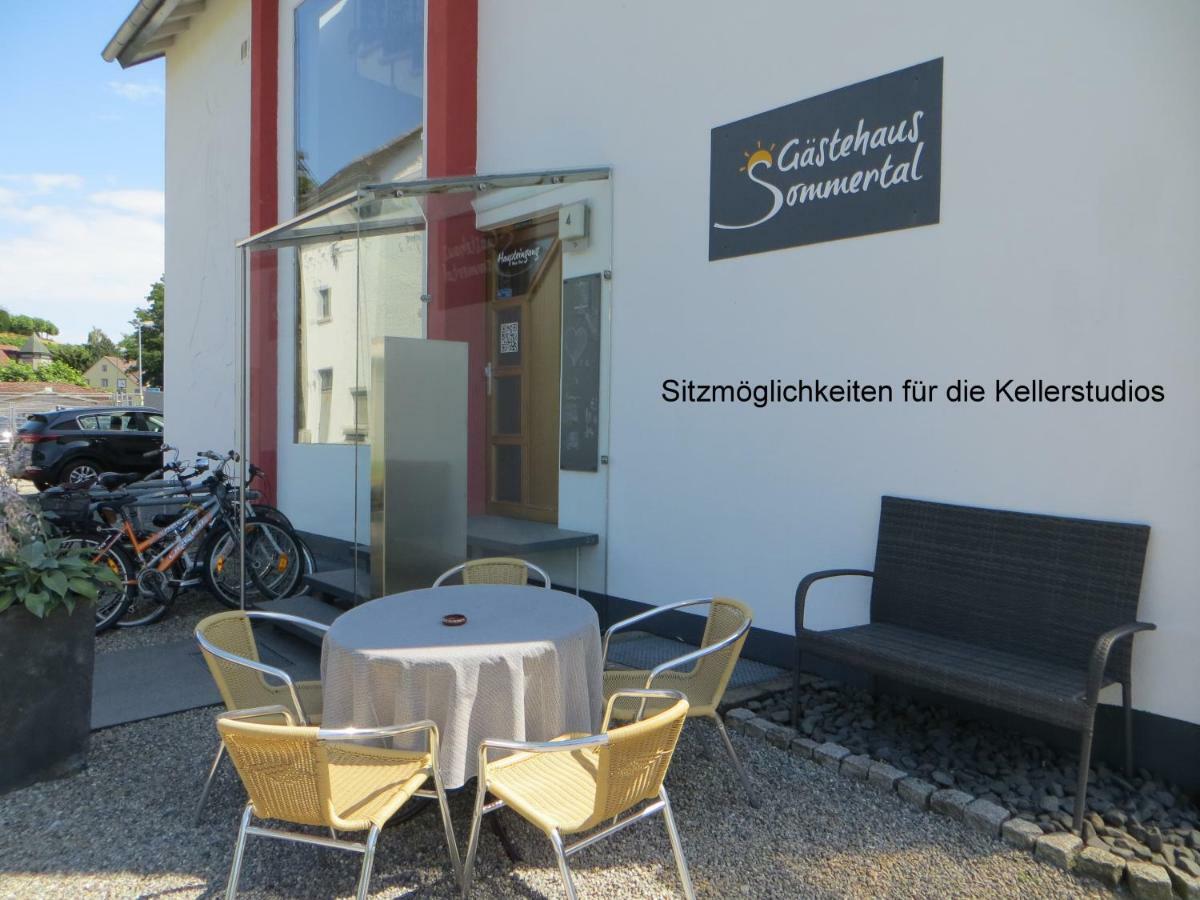 Gaestehaus Sommertal Mit Pool Im Garten, Eigener Parkplatz, 800M Zum Bodensee, 300M Zur Altstadt Meersburg Exterior foto